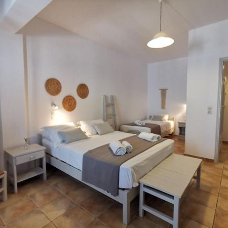 Helen'S Minimal Studios & Apartments Alikí Pokój zdjęcie